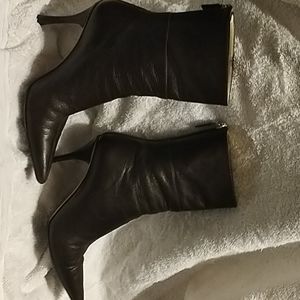 Gucci size 6 boots